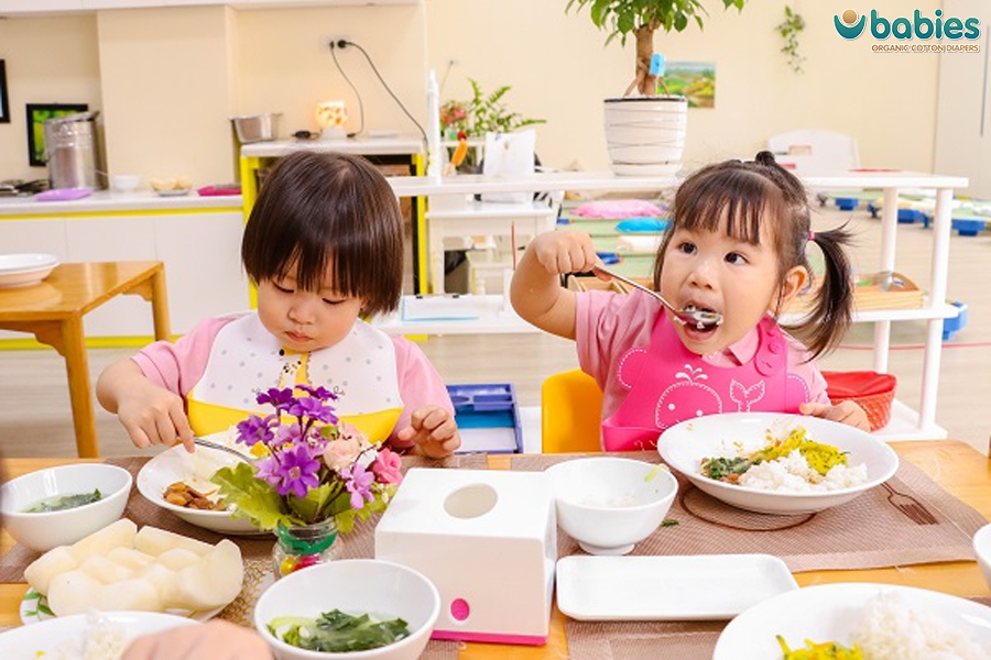 Phương pháp Montessori áp dụng trong mỗi thoái quen sinh hoạt cho trẻ